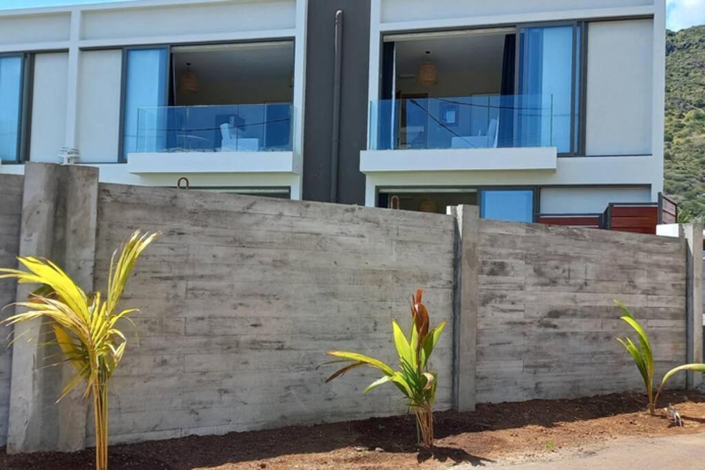 Bois Mapou Self Catering Apartments Unit 204 Rivière Noire エクステリア 写真